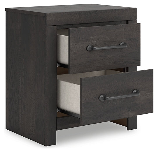 Hollivern Full Panel Bed with Mirrored Dresser, Chest and Nightstand