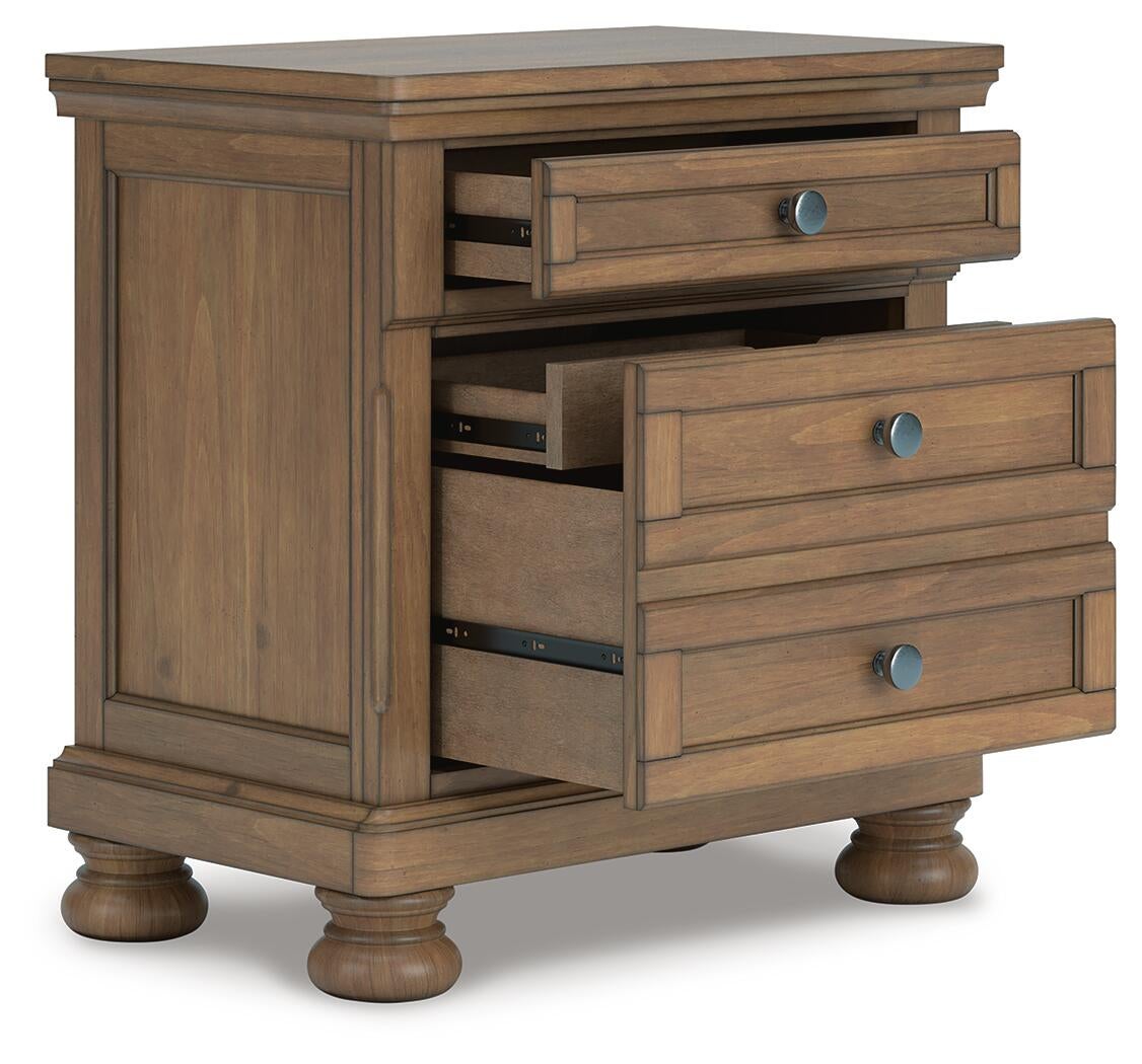 Feddinger King Panel Bed with Mirrored Dresser and Nightstand